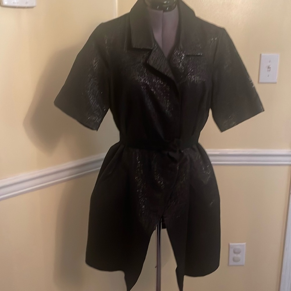 Simply Vera Vera Wang Casual Dress. Short Sleeves